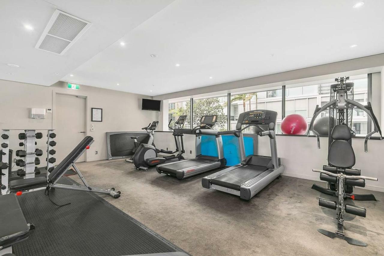 Two Bedroom Apartment - Pool, Gym & Free Parking! Auckland Extérieur photo