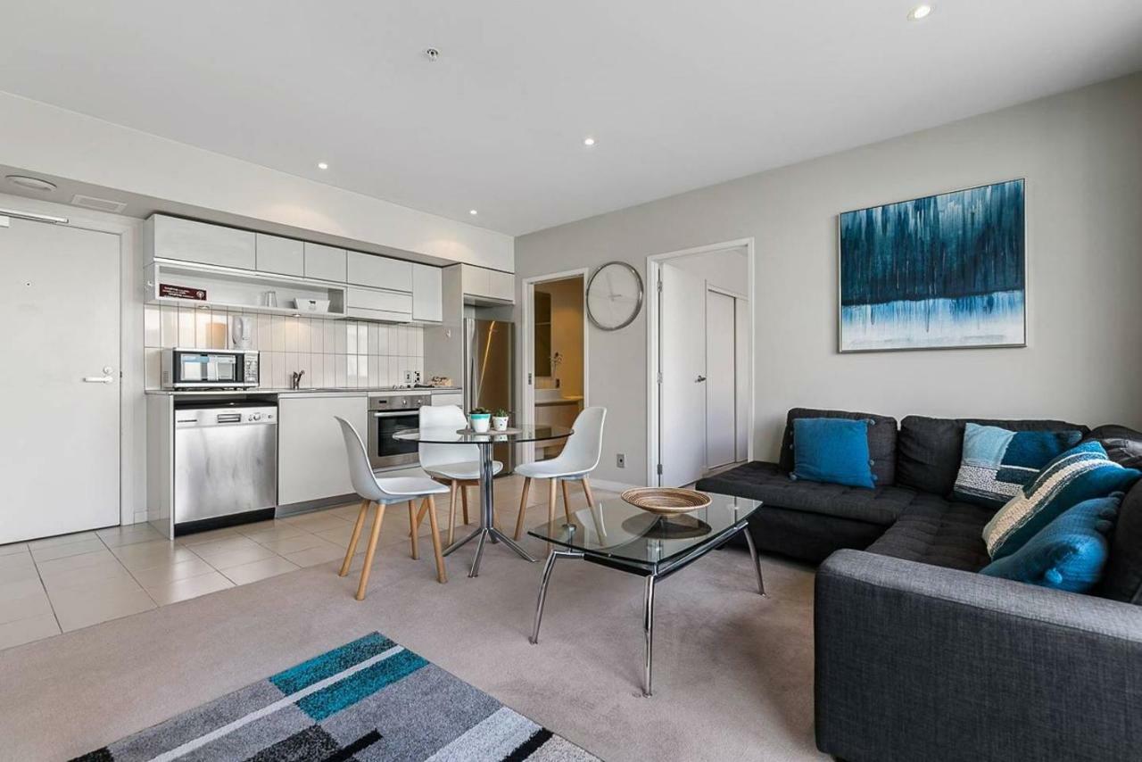 Two Bedroom Apartment - Pool, Gym & Free Parking! Auckland Extérieur photo