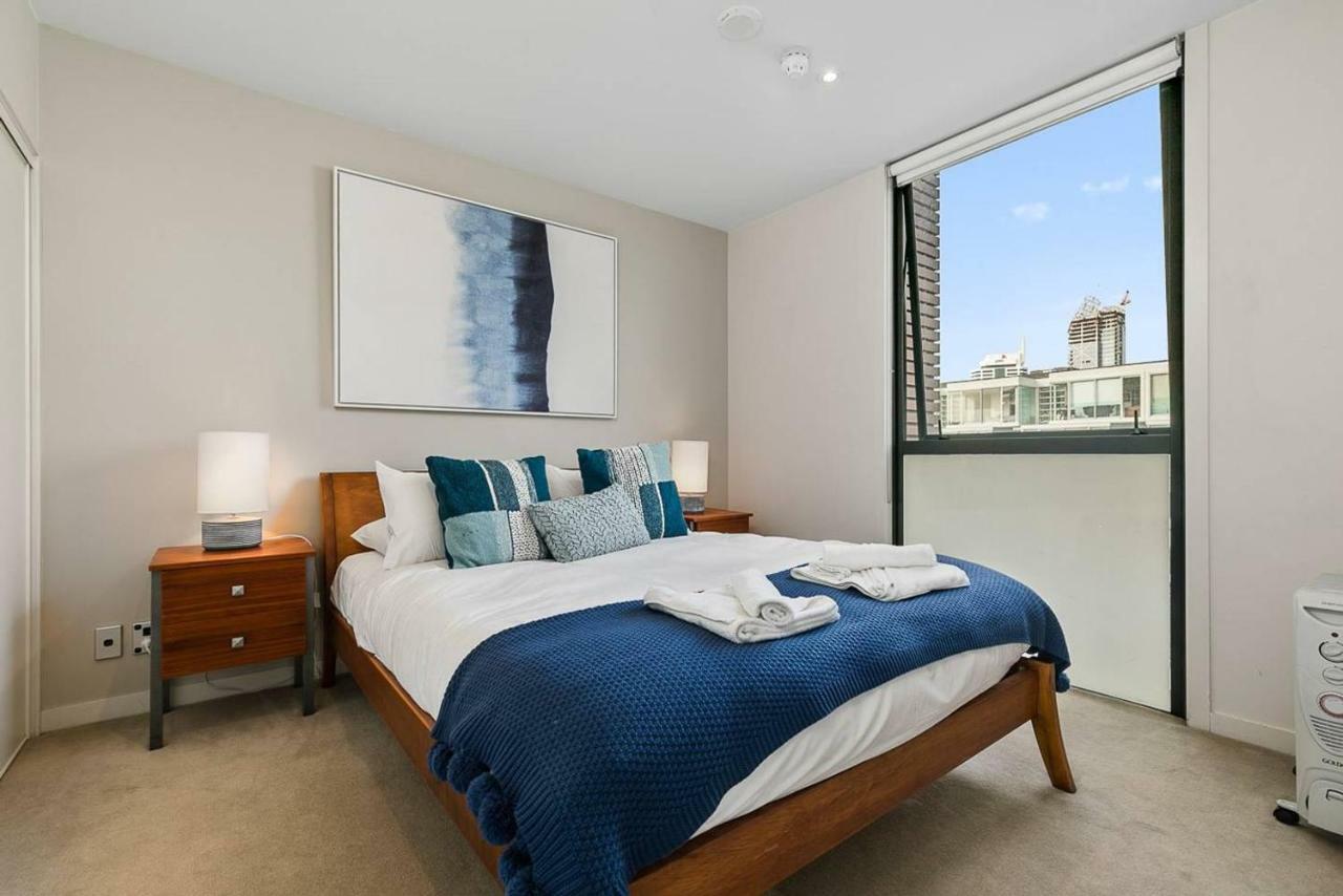 Two Bedroom Apartment - Pool, Gym & Free Parking! Auckland Extérieur photo